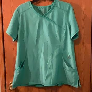 Cherokee Infinity xl green scrub top